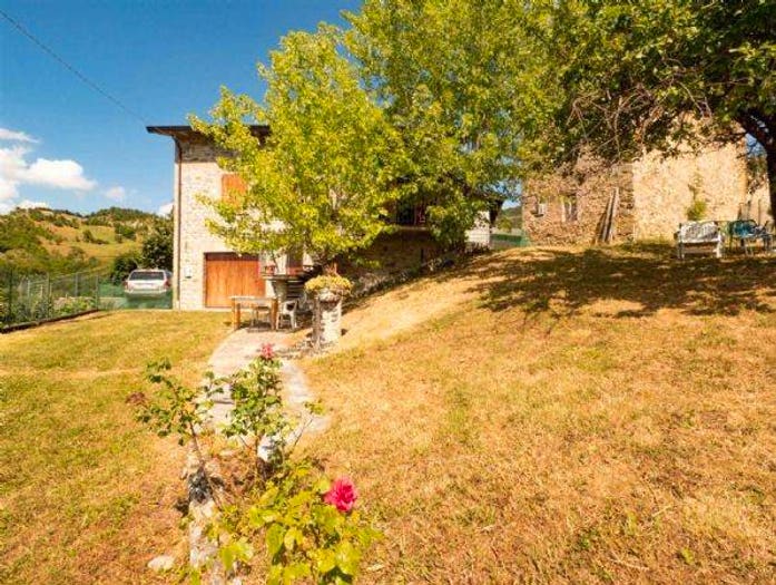 Casa con 6 locali in vendita in Montefiorino