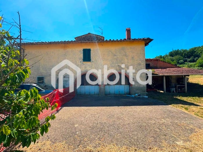 Casa con 6 locali in vendita in Via Nilo, Pestello Ginestra, Montevarchi