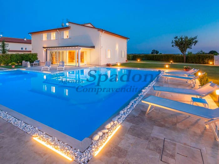 Casa con 6 locali in vendita in Via di Caliano, Monsummano Terme