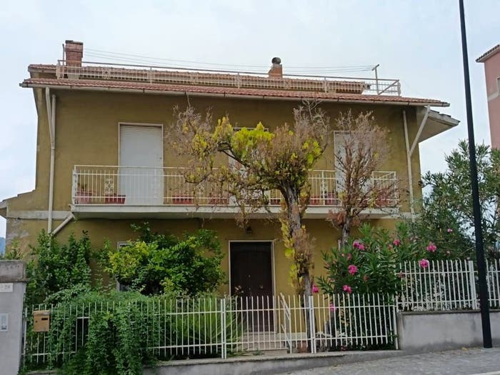 Casa con 6 locali in vendita in Via Roma, Centro, Castelnuovo di Farfa