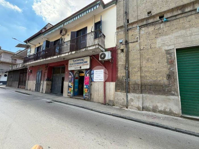 Appartamento quadrilocale in vendita in Via delle Rose, Centro, Caivano