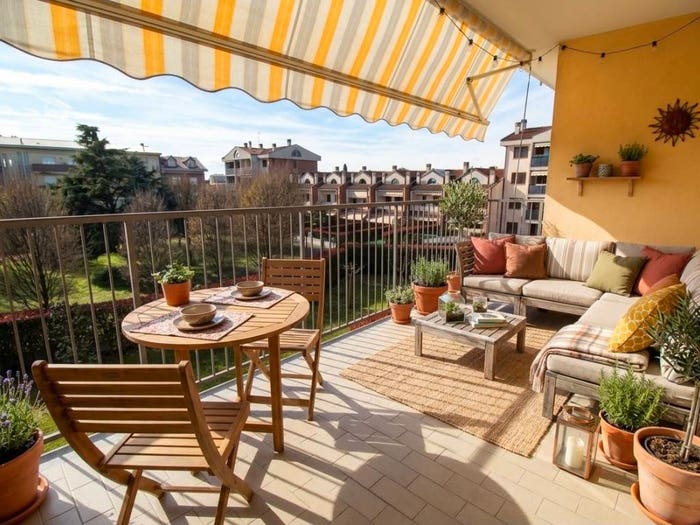 Appartamento trilocale in vendita in Via Roma, Gorla Minore