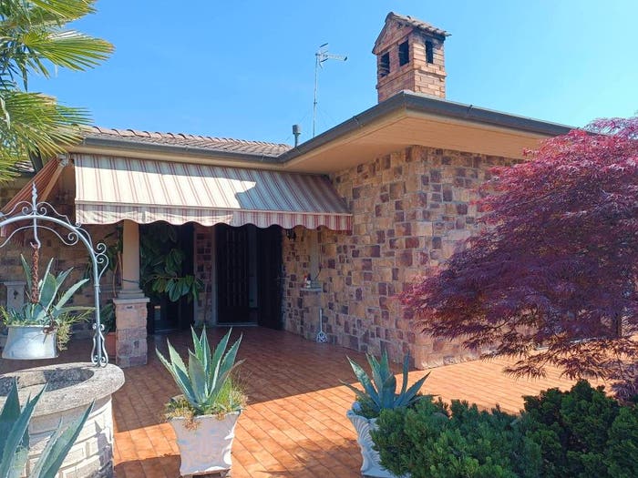 Casa con 5 locali in vendita in Via Erbarola, Brembate di Sopra