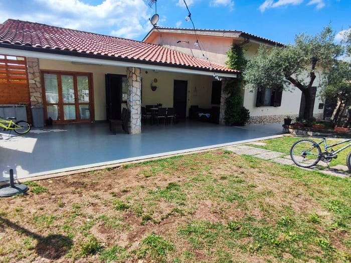 Casa con 6 locali in vendita in Contrada Pietrarola, Chiusano di San Domenico