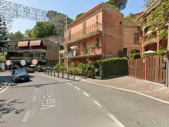 Appartamento trilocale in vendita in Via Roma, Centro, Formello