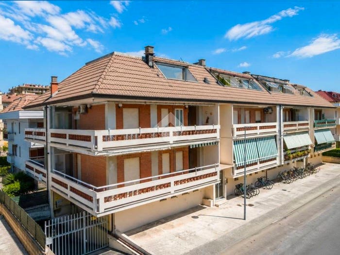 Appartamento trilocale in vendita in Via il Rodi, Centro, Martinsicuro