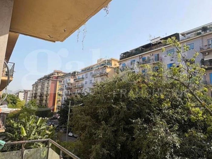 Appartamento trilocale in vendita in Via Sciuti, Notarbartolo Sciuti, Palermo