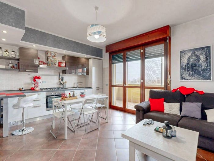 Appartamento trilocale in vendita in Via Corrado Alvaro, Trezzano Rosa