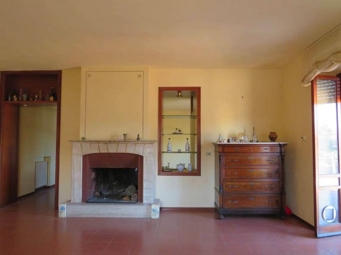 Appartamento con 6 locali in vendita in Via Flaminia Ternana, Narni