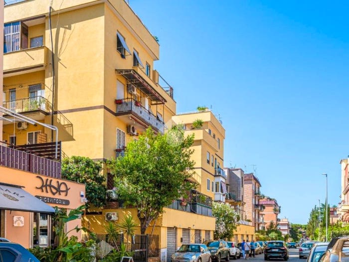 Appartamento bilocale in vendita in Via dei Gonzaga, Pisana Bravetta, Roma