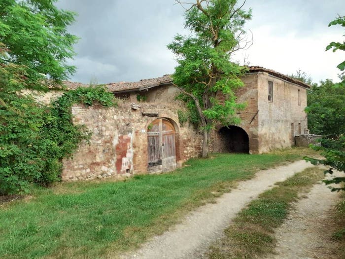 Casa con 6 locali in vendita in Strada della Staggia, Monteriggioni