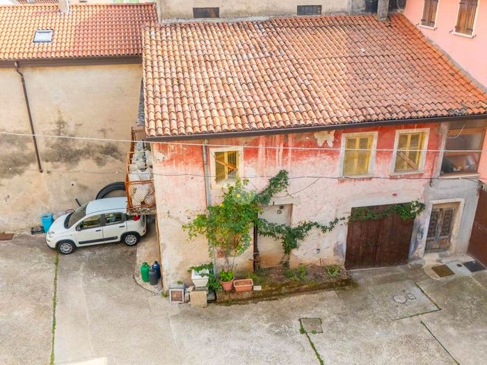 Appartamento bilocale in vendita in Via Roma, Centro, Montecchia di Crosara