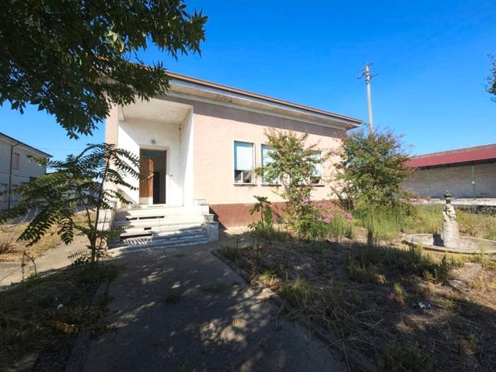 Casa con 6 locali in vendita in Via Spinata Valle, San Martino dall'Argine