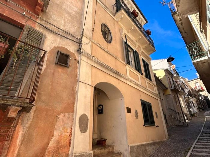 Casa in vendita in Via Palazzo, Centro, Archi
