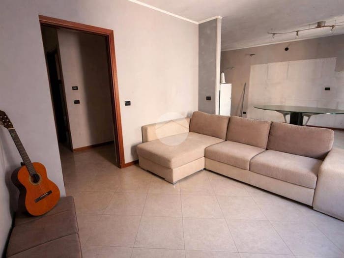 Appartamento con 6 locali in vendita in Piazza Roma, Centro, Ono San Pietro