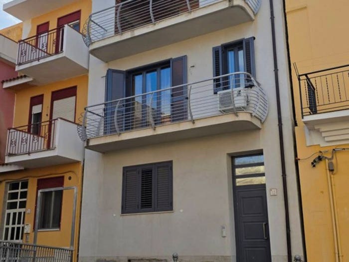 Casa monolocale in vendita in Piazza Ventiquattro Maggio, Merì