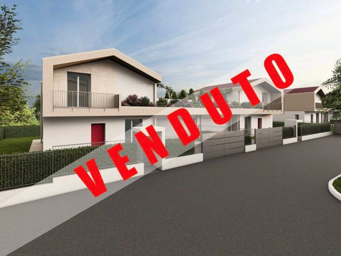 Casa con 5 locali in vendita in Via Monte Bolettone, Albavilla
