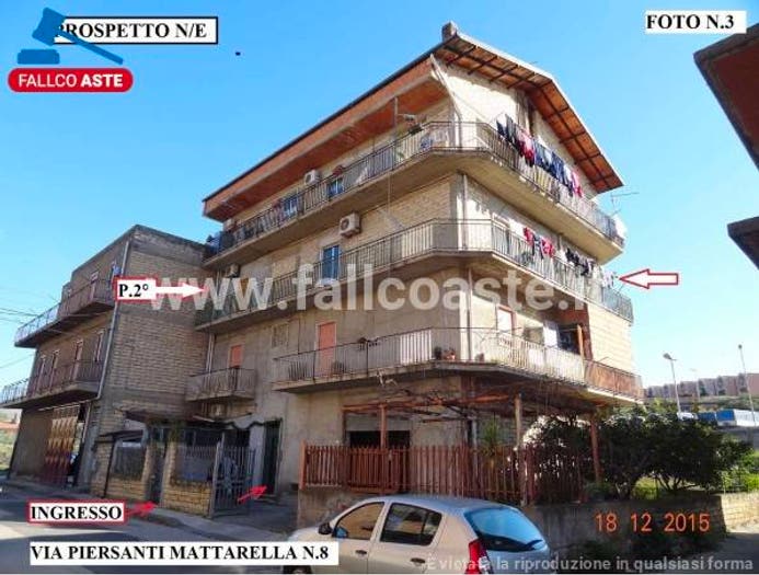 Appartamento in vendita in Via Pier Santi Mattarella, Catenanuova