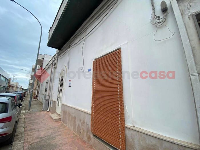 Appartamento bilocale in vendita in Via Roma, Avetrana
