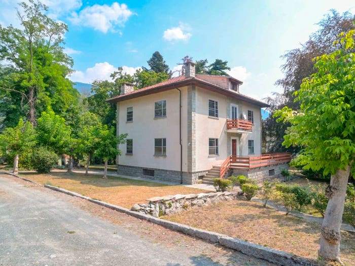 Casa con 6 locali in vendita in Via Roma, Baratte, Villar Focchiardo