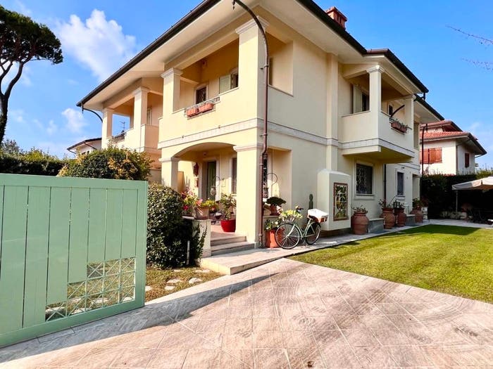 Casa con 6 locali in vendita in Via Trento, Centro, Forte dei Marmi