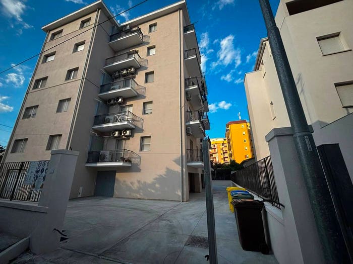 Appartamento quadrilocale in vendita in Via Vasco da Gama, Catanzaro Lido, Catanzaro