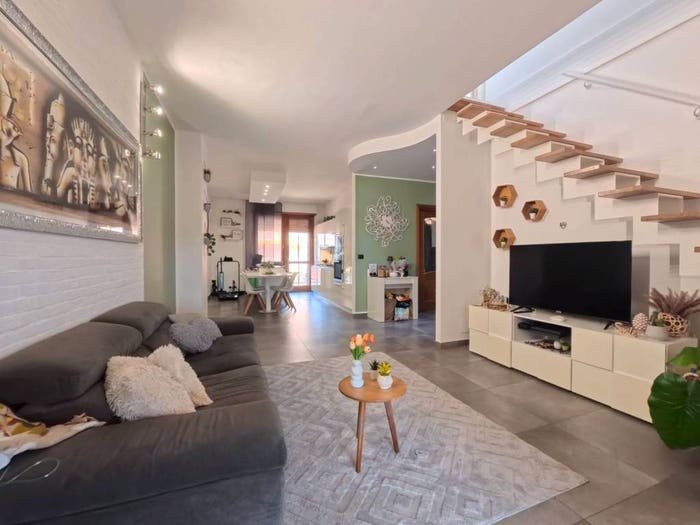 Appartamento quadrilocale in vendita in Via Francesco Vaglienti, Centro, Grugliasco