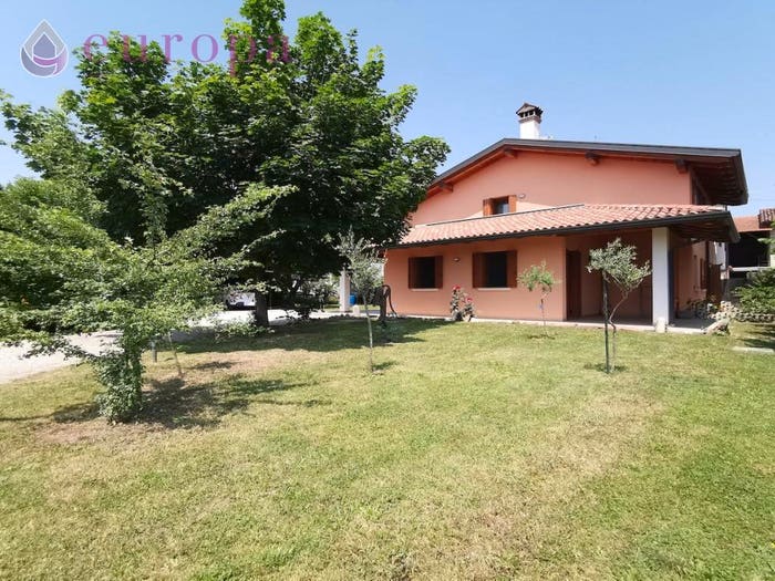 Casa quadrilocale in vendita in via braide, Valvasone Arzene