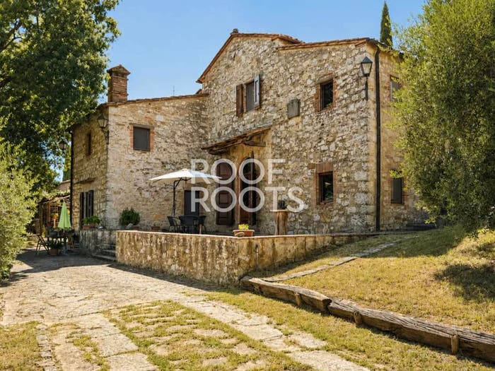 Casa con 6 locali in vendita in Case Sparse Casanova del Mela, Radda in Chianti