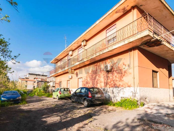 Casa con 6 locali in vendita in Via Palermo, Palermo Indipendenza, Catania