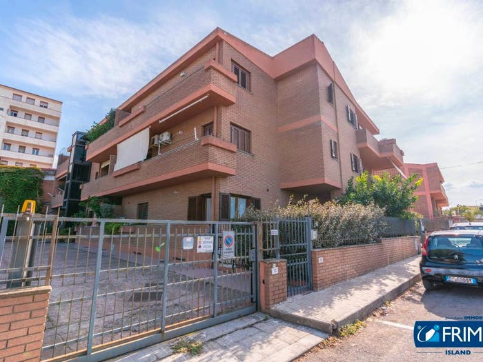Appartamento quadrilocale in vendita in VIA SALVATORE FERA, San Simplicio, Olbia