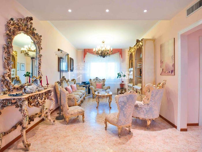 Appartamento quadrilocale in vendita in Via Spreafico, Cittadella Villaggio Dalmazia, Novara