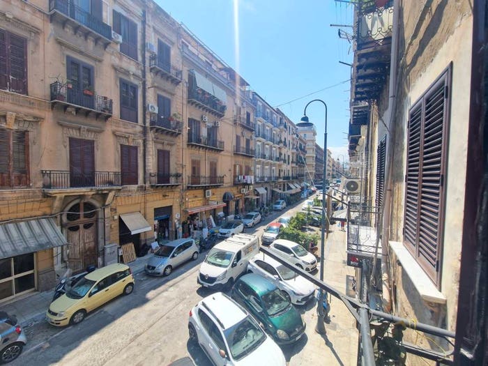 Appartamento trilocale in vendita in Via Principe di Scordia, Borgo Vecchio, Palermo