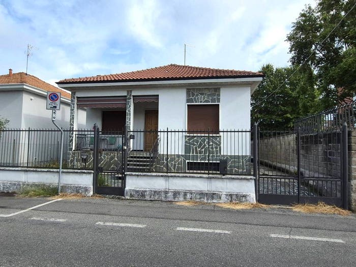 Casa trilocale in vendita in Via Bainsizza, Centro, Limbiate