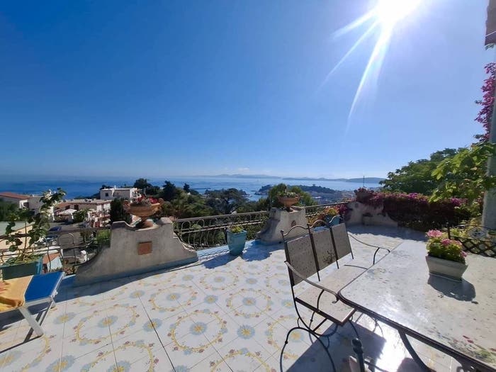 Casa con 6 locali in vendita in Via Quercia, Centro, Ischia