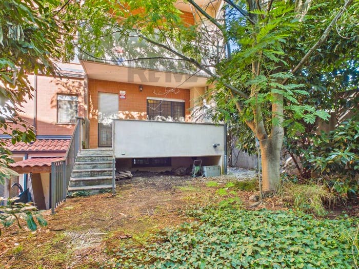 Casa con 5 locali in vendita in Via Giuseppe Gracceva, Cesano, Roma