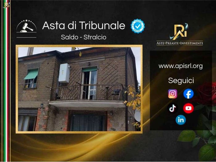 Casa quadrilocale in vendita in Via Asinello, Centro, Montefiascone