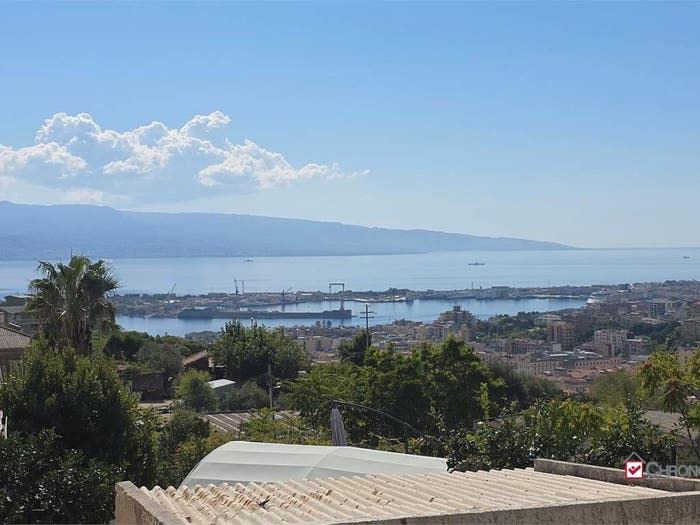 Appartamento trilocale in vendita in Salita Tremonti, Giostra, Messina