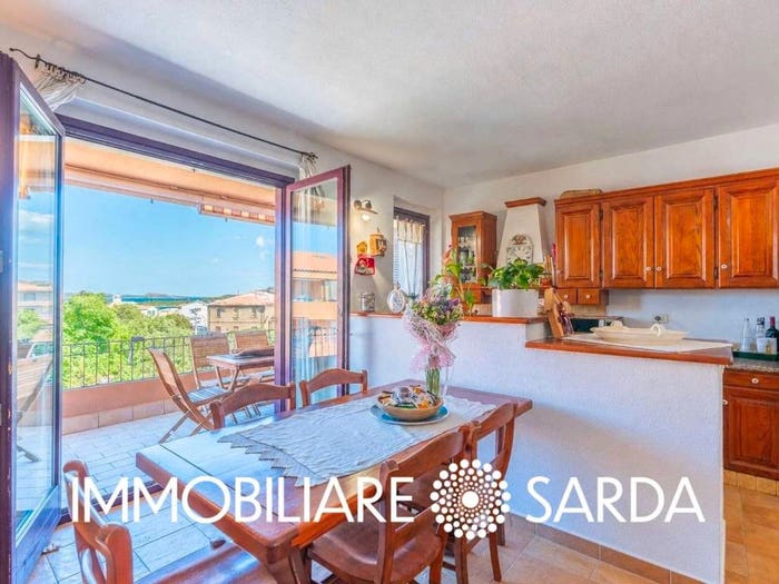 Appartamento quadrilocale in vendita in Via la Galatea, Centro, Palau