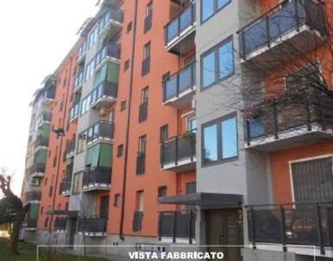 Appartamento trilocale in vendita in Via Ugo Betti, Gallaratese, Milano