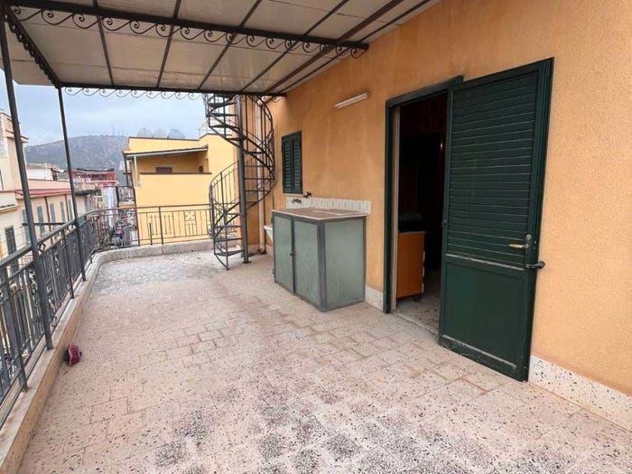 Casa con 6 locali in vendita in Via Aiello, Centro, Bagheria