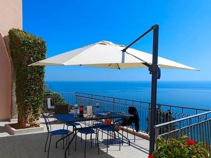 Casa con 6 locali in vendita in Finale Ligure