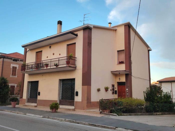 Casa con 5 locali in vendita in Via Roma, Centro, Alba Adriatica