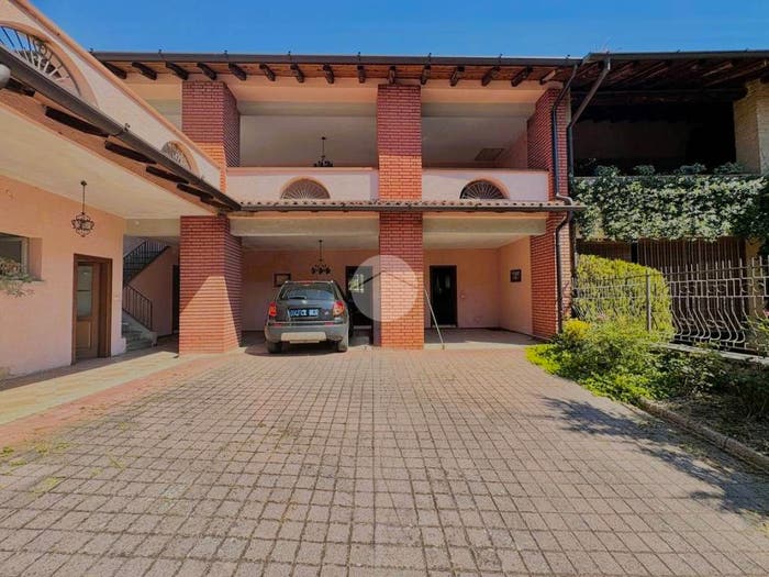 Appartamento con 6 locali in vendita in Via Diaz, Provezze, Provaglio d'Iseo