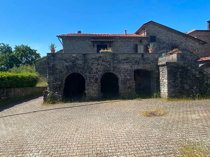 Casa con 6 locali in vendita in Via Caprio, Cantiereponticello, Filattiera