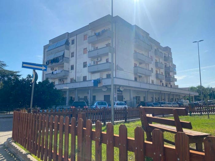 Appartamento con 6 locali in vendita in Centro, Scanzano Jonico