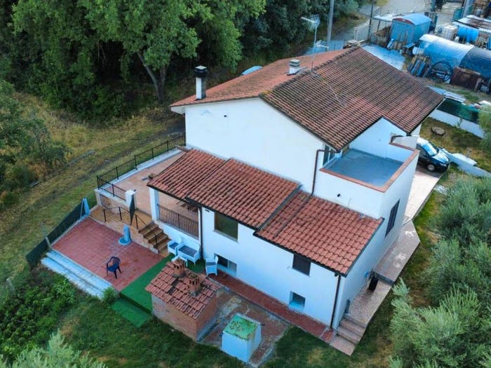 Casa con 5 locali in vendita in Le Vertighe, Monte San Savino
