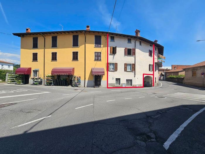 Casa bilocale in vendita in Via Novembre, Paladina