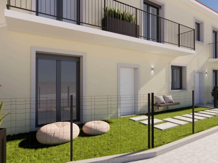 Appartamento trilocale in vendita in Via Montello, Melzo