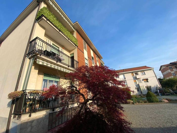 Appartamento quadrilocale in vendita in Via Genova, Centro, Orbassano